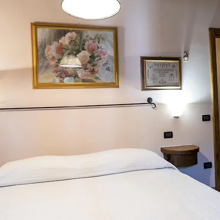 Nyaraló Country Historical House Lucca San Gennaro